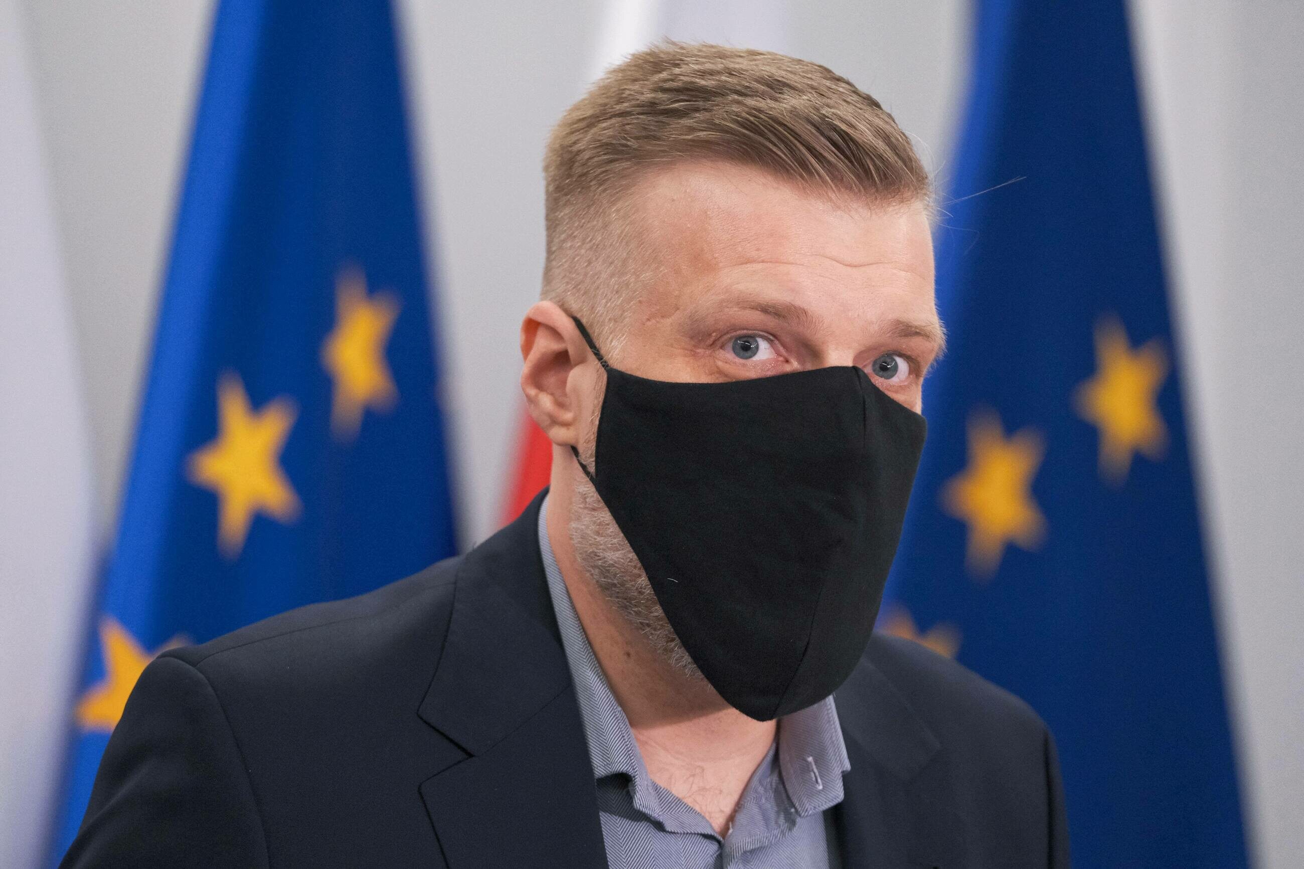 Zandberg o Gowinie: Pokaże, ile jest wart po głosowaniach - Vimarsana News