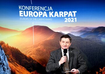 Poseł PiS, były marszałek Sejmu Marek Kuchciński podczas wideokonferencji "Europa Karpat"