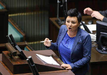 Posłanka PO Monika Wielichowska przemawia w Sejmie