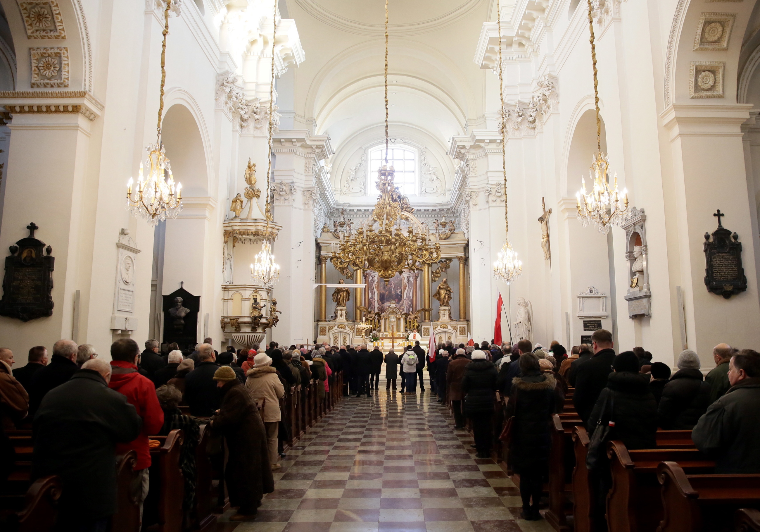 Msza św. w kościele Seminaryjnym p.w. Wniebowzięcia NMP i św. Józefa Oblubieńca przy Krakowskim Przedmieściu w Warszawie