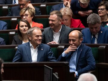 Posłowie KO w Sejmie. W pierwszym rządzie Donalda Tusk i Borys Budka