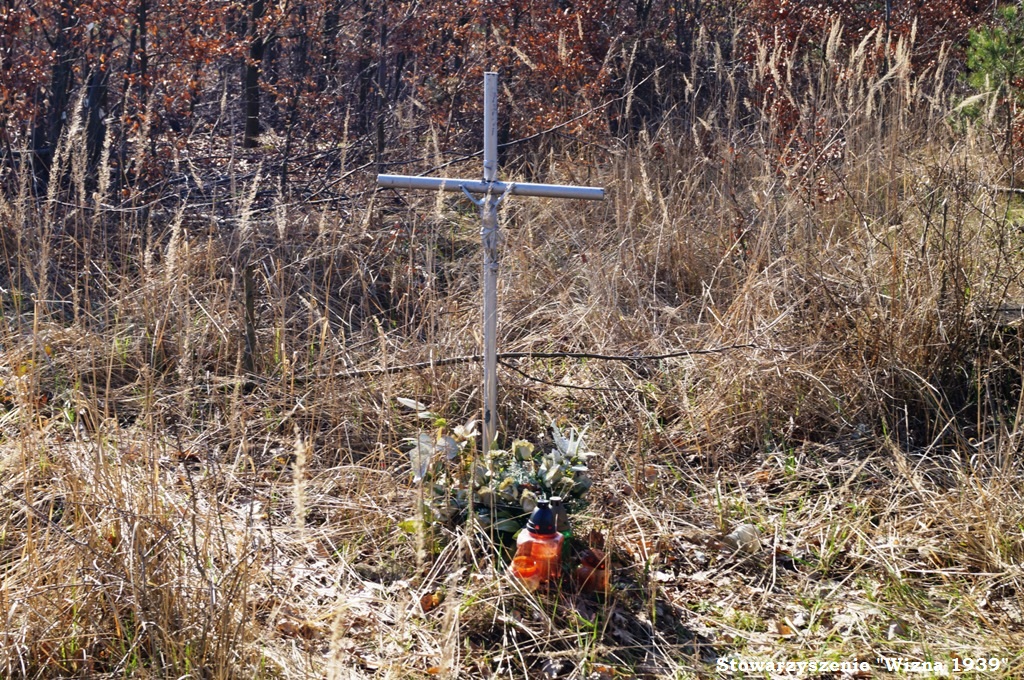 Symboliczny grób mjr. Henryka Dobrzańskiego, "Hubala"