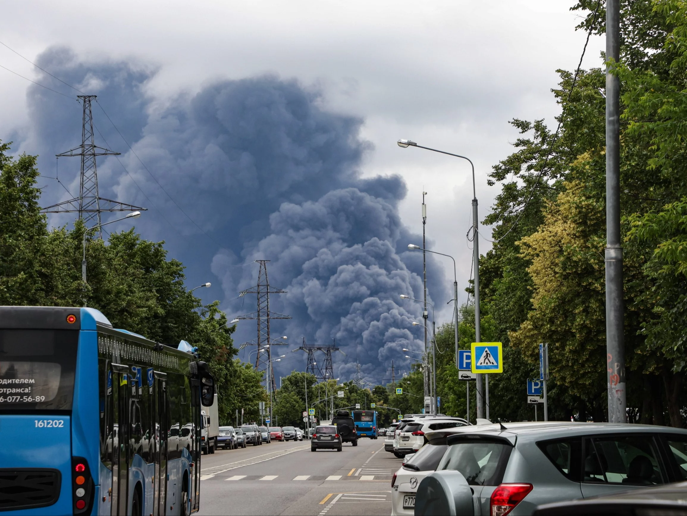Kłęby czarnego dymu nad Moskwą po ataku ukraińskich dronów