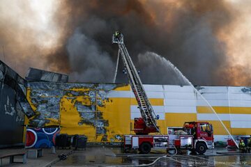 Pożar centrum handlowego przy Marywilskiej