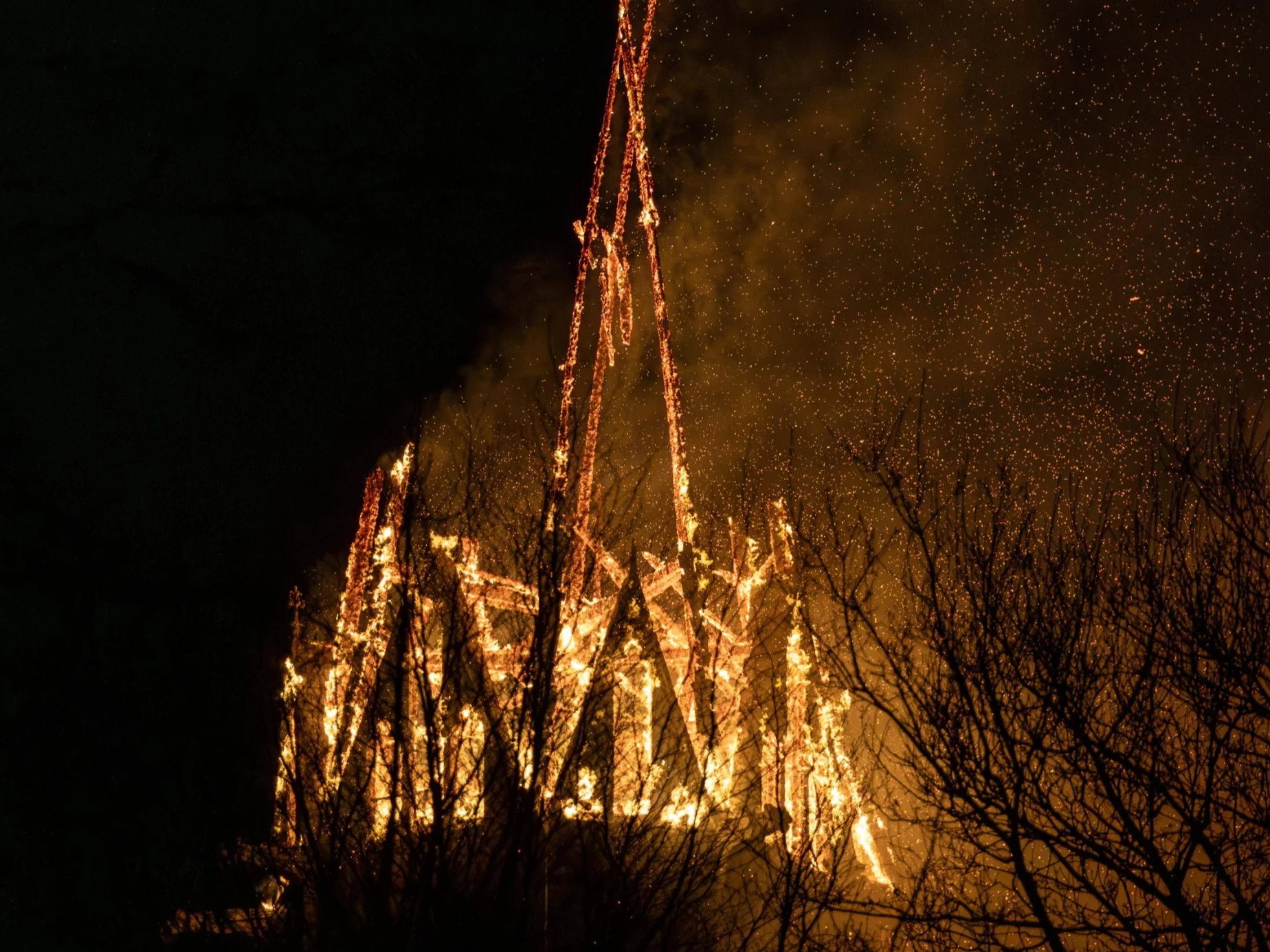 Pożar kościoła Vondelkerk w Amsterdamie