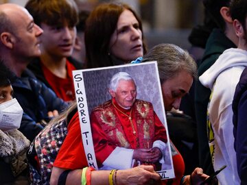 Pożegnanie Benedykta XVI