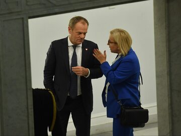 Premier Donald Tusk i minister klimatu i środowiska Paulina Hennig-Kloska