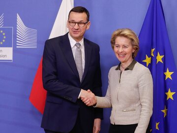 Premier Mateusz Morawiecki i przewodnicząca Komisji Europejskiej Ursula von der Leyen