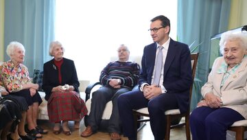 Premier Mateusz Morawiecki podczas spotkania z seniorami