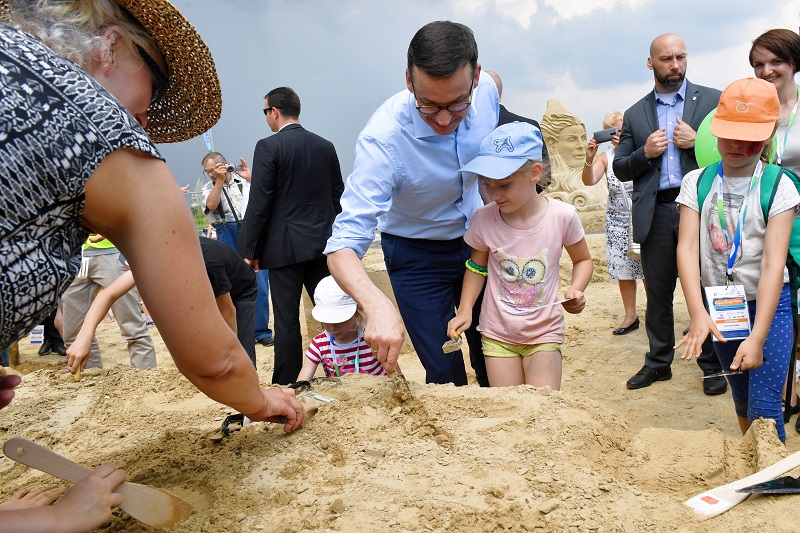 Szczecin: Premier Mateusz Morawiecki na VI Ogólnopolskim Zjeździe Dużych Rodzin