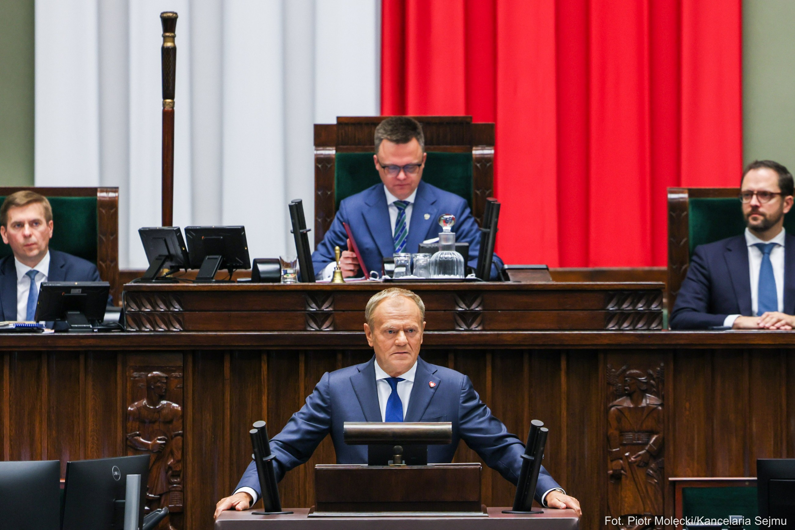 Premier o rekonstrukcji rządu i powołaniu rzecznika. "Nowe twarze"