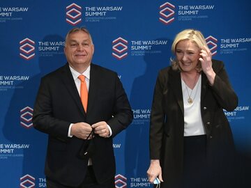 Premier Węgier Viktor Orban i przewodnicząca francuskiego Zjednoczenia Narodowego Marine Le Pen