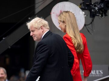Premier Wielkiej Brytanii Boris Johnson i jego żona Carrie Johnson