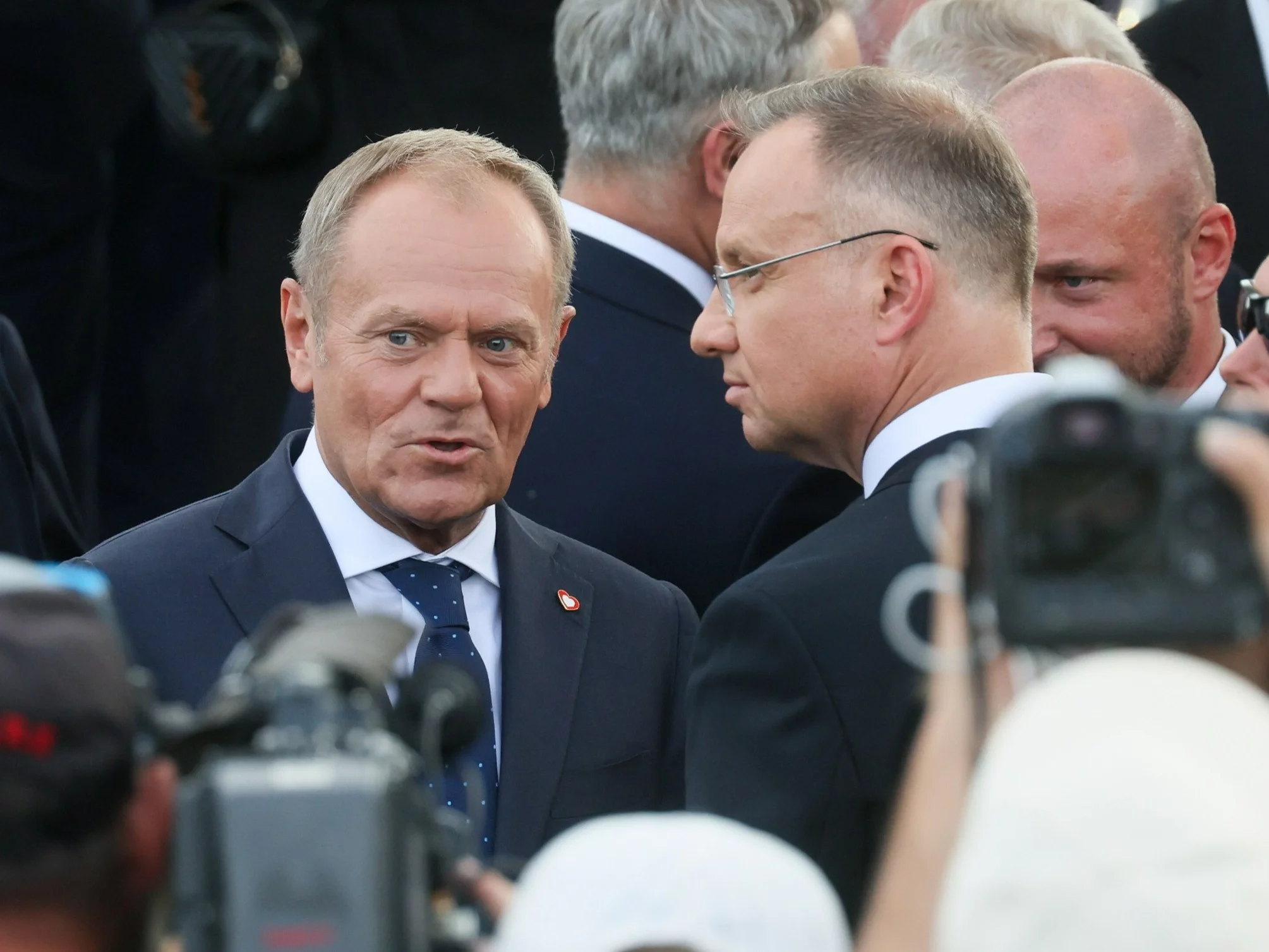 Prezydent RP Andrzej Duda (P) i premier Donald Tusk (L)