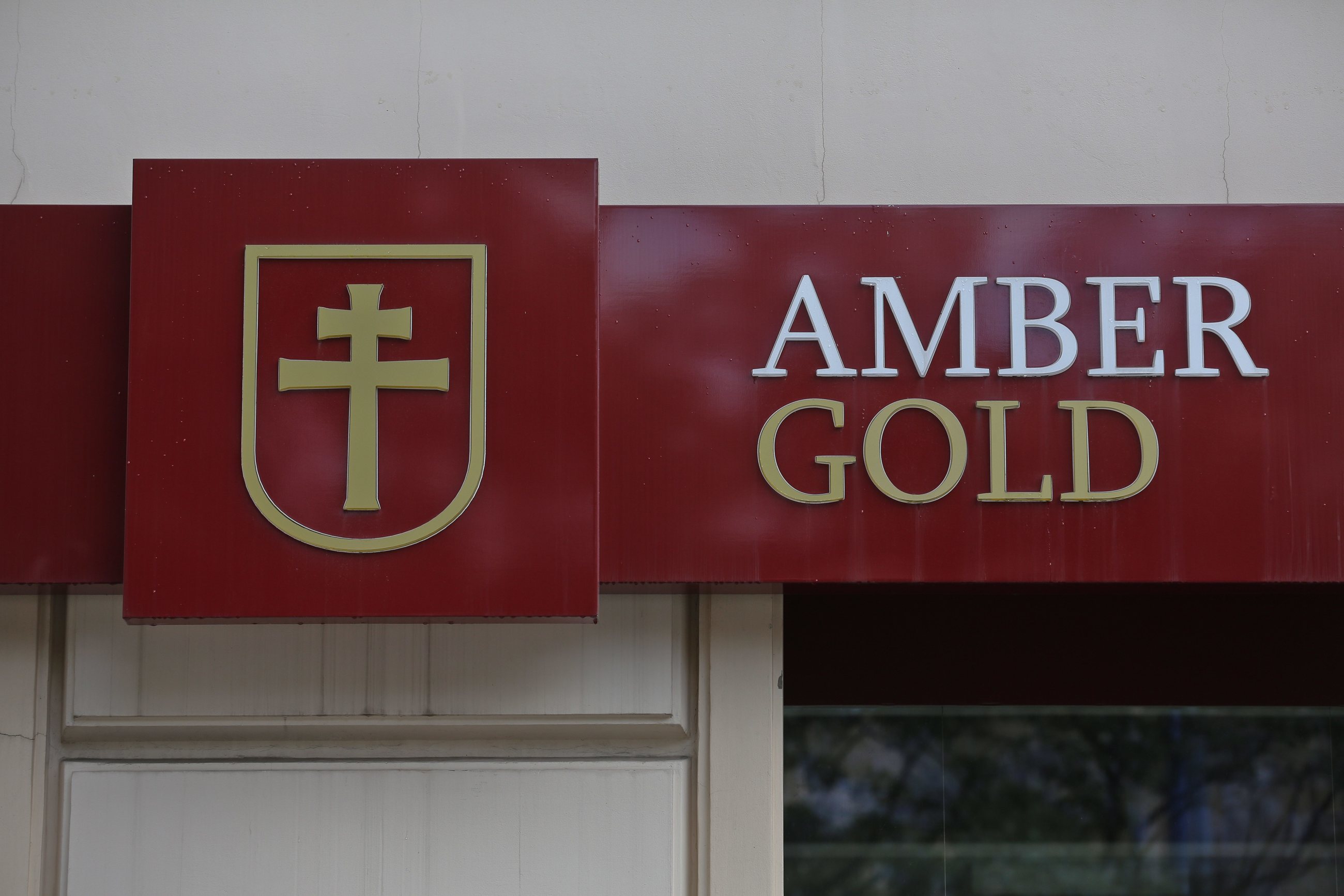 Były oddział Amber Gold przy ul. Brackiej w Warszawie