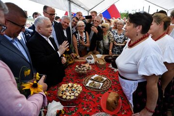 Prezes PiS Jarosław Kaczyński na pikniku rodzinnym w Kuczkach-Kolonii