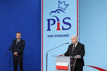 Prezes PiS Jarosław Kaczyński podczas konferencji prasowej