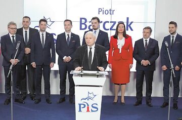 Prezes PiS Jarosław Kaczyński zaprezentował kandydatów na prezydentów największych miast podczas konferencji zorganizowanej 26 kwietnia