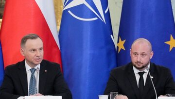 Prezydent Andrzej Duda (L) i szef Biura Bezpieczeństwa Narodowego Jacek Siewiera