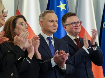 Prezydent Andrzej Duda, marszałek Sejmu Szymon Hołownia i marszałek Senatu Małgorzata Kidawa-Błońska