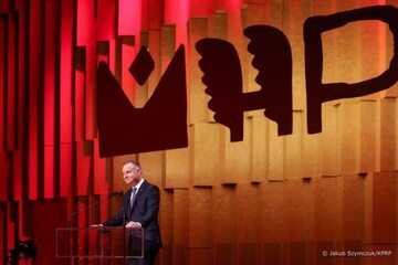Prezydent Andrzej Duda podczas uroczystości otwarcia gmachu Muzeum Historii Polski
