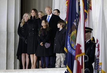 Prezydent Donald Trump z rodziną