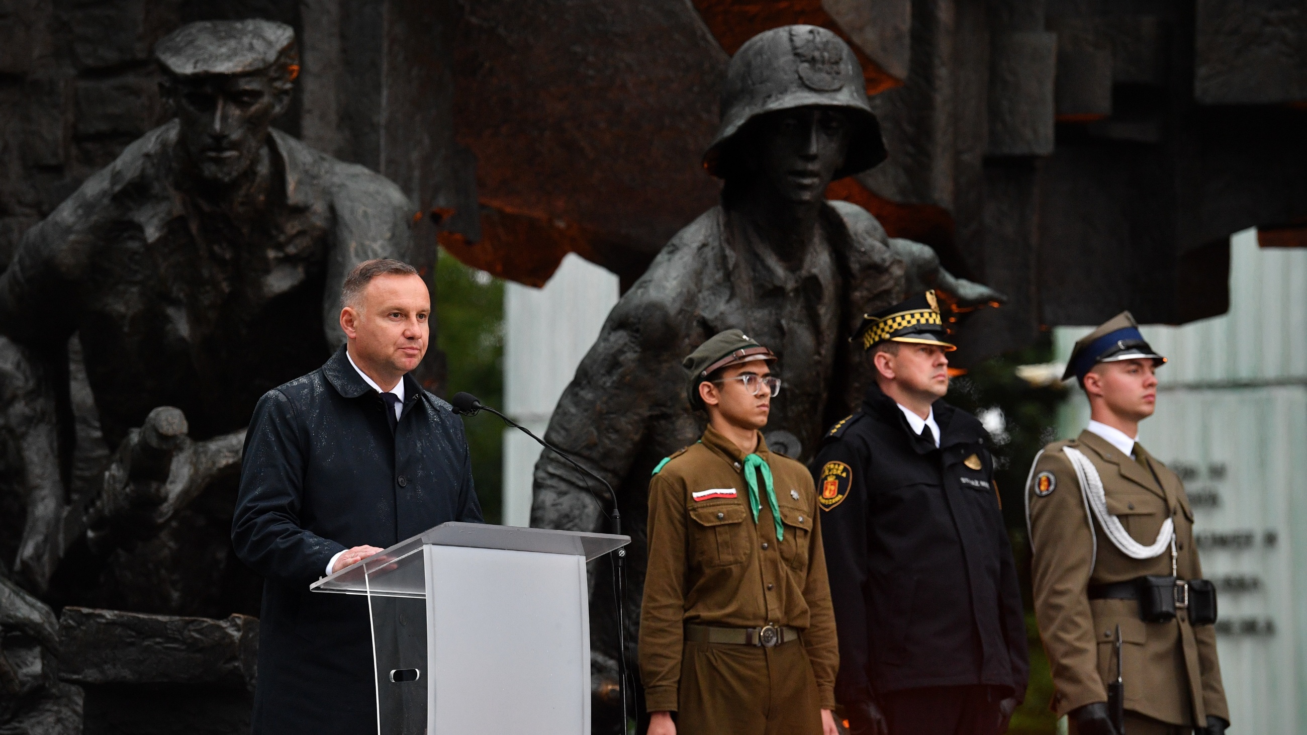 Prezydent Andrzej Duda przemawia podczas Apelu Pamięci