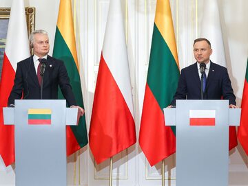 Prezydent Litwy Gitanas Nauseda i prezydent RP Andrzej Duda