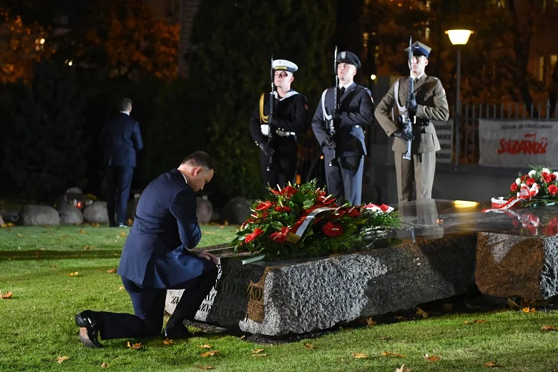Prezydent oddał hołd ks. Jerzemu Popiełuszce