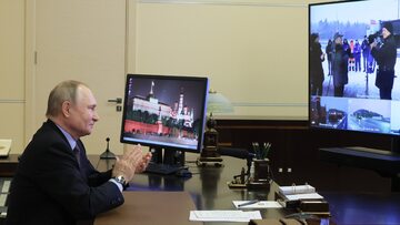 Prezydent Rosji bierze zdalnie udział w uroczystości otwarcia dróg