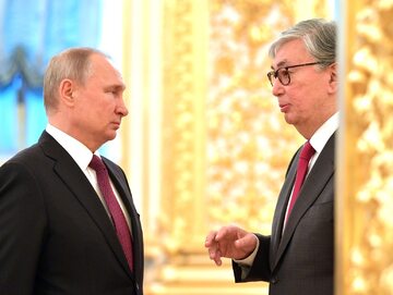 Prezydent Rosji Władimir Putin i prezydent Kazachstanu Kasym-Żomart Tokajew.