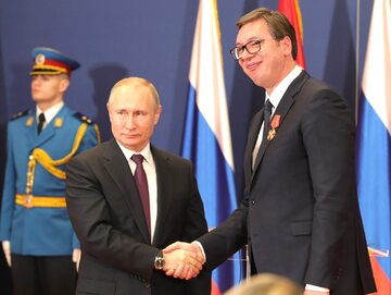 Prezydent Rosji Władimir Putin i prezydent Serbii Aleksandar Vucic