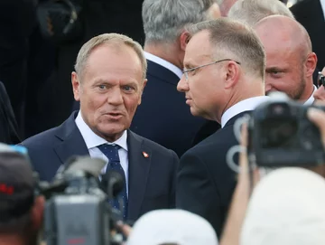 Prezydent RP Andrzej Duda (P) i premier Donald Tusk (L)