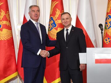Prezydent RP Andrzej Duda (P) i prezydent Czarnogóry Milo Djukanović (L)