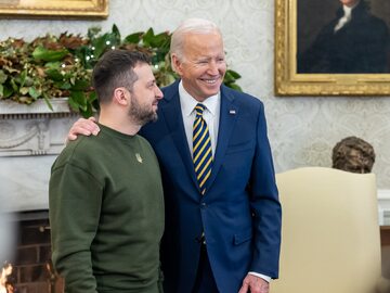 Prezydent Ukrainy Wołodymyr Zełenski i prezydent USA Joe Biden w Białym Domu