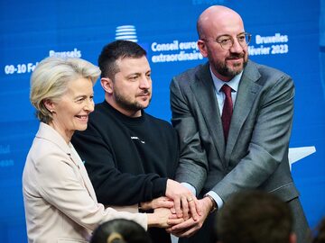 Prezydent Ukrainy Wołodymyr Zełenski na szczycie UE w Brukseli