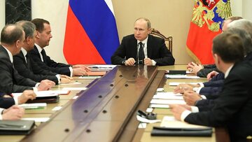 Prezydent Władimir Putin na posiedzeniu Rady Bezpieczeństwa Rosji