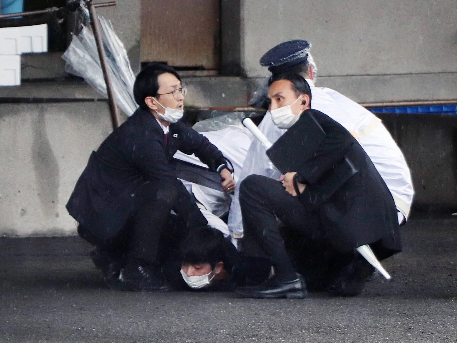 Premier Japonii Fumio Kishida ewakuowany podczas przemówienia