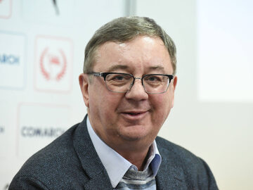 Prof. Janusz Filipiak