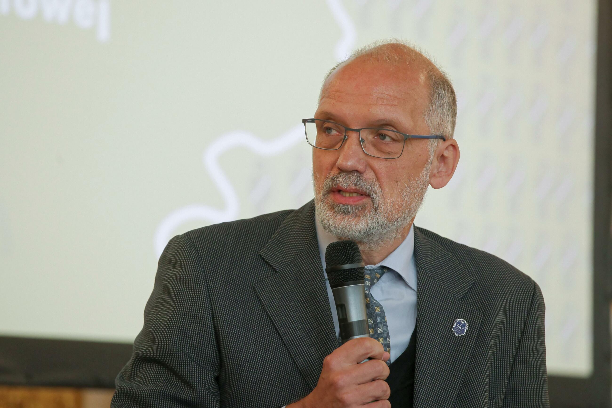 Prof. Andrzej Nowak