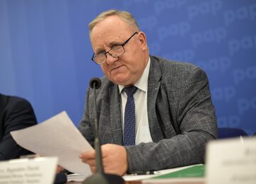 Profesor nauk społecznych, doktor habilitowany nauk wojskowych Bogusław Pacek