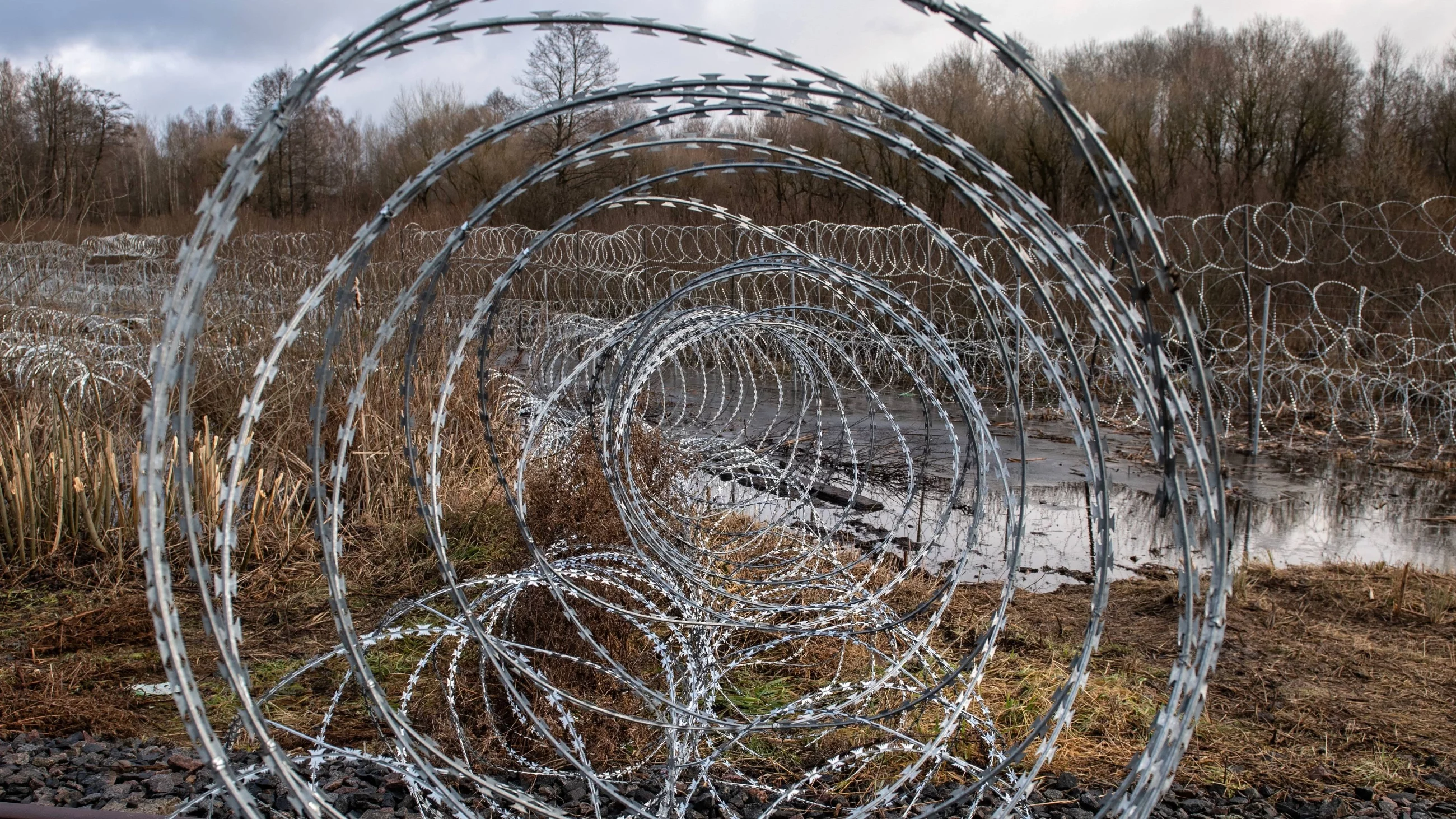 Okolice zamkniętego kolejowego przejścia granicznego z Białorusią w miejscowości Czeremcha