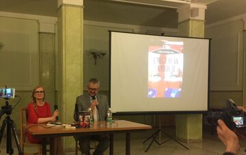 Promocja książki "Emigracja ambicji". Edyta Hołdyńska i Rafał Ziemkiewicz