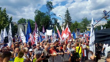 Protest KOD pod Sejmem