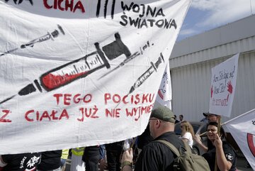 Protest przeciwników przymusowych szczepień w Siemianowicach Śląskich