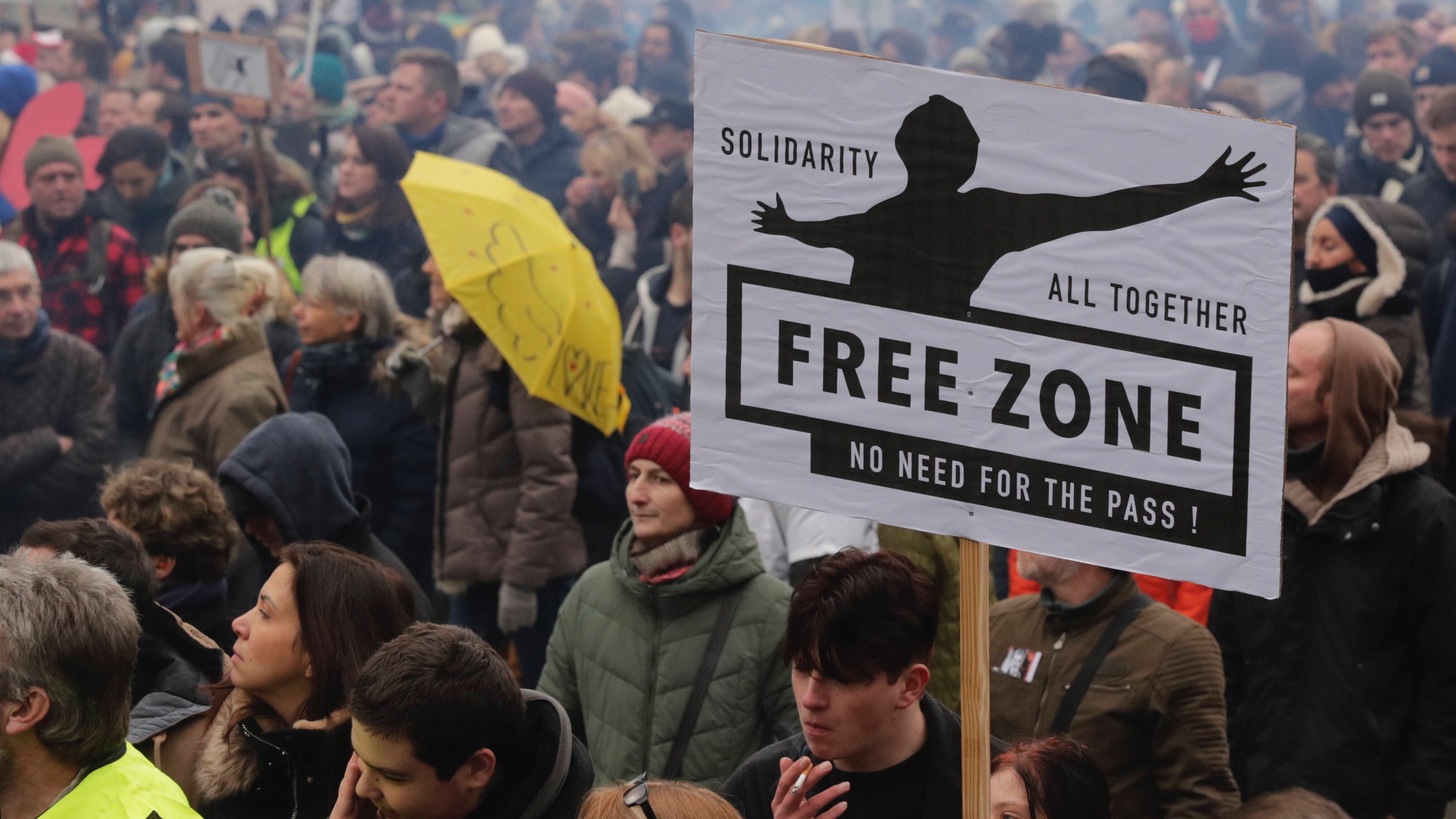 Protest przeciwników restrykcji sanitarnych, Bruksela