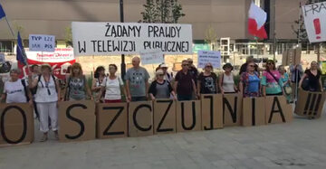 Protest przed siedzibą TVP Info