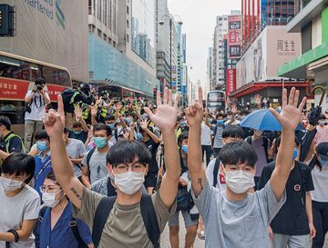 Protestujący przeciw zmianom chińskiego prawa dotyczącego „bezpieczeństwa narodowego”, Hongkong, 27 maja 2020 r.