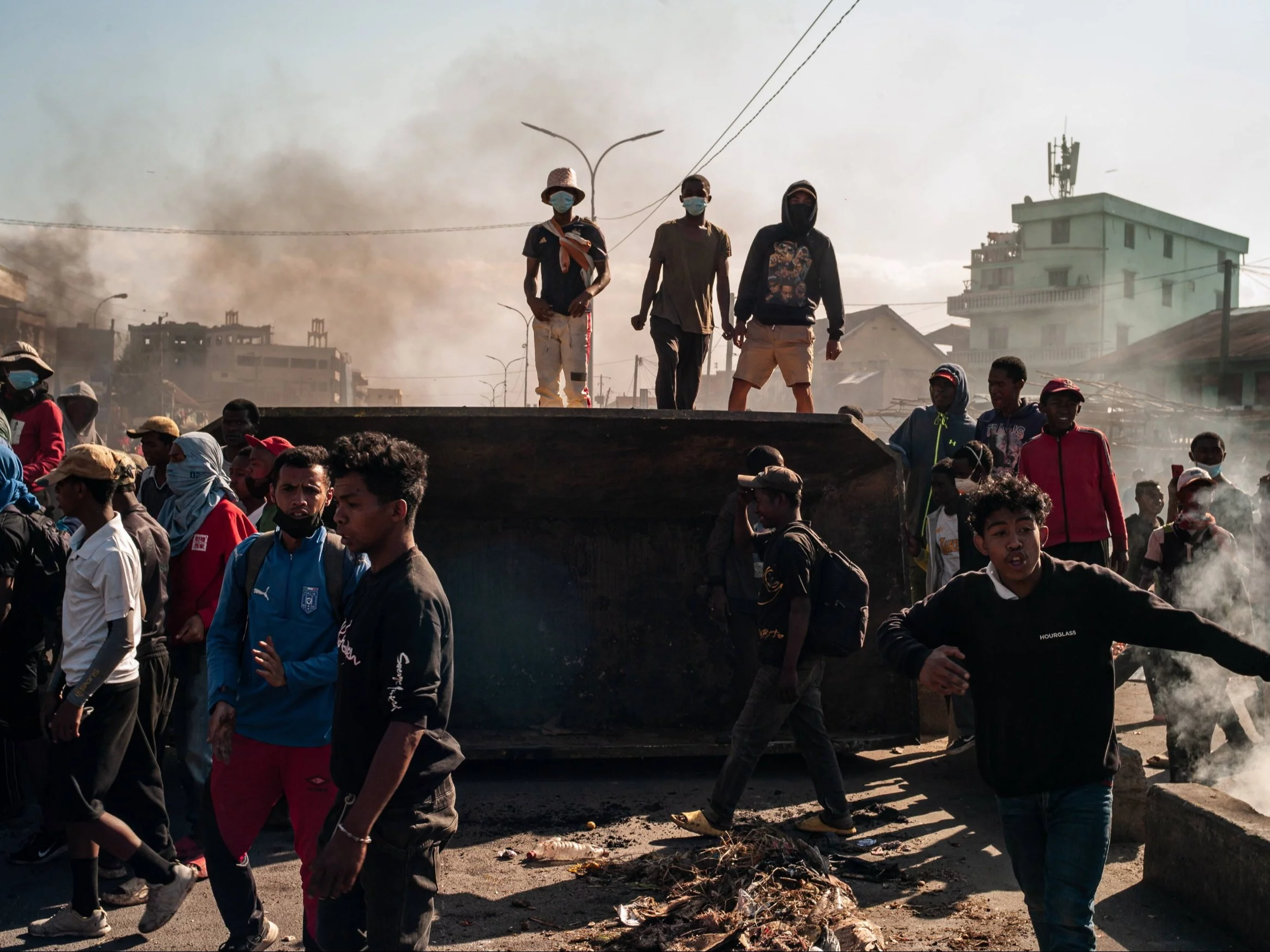 Protesty w afrykańskim kraju. Prezydent ewakuowany przez francuskie wojsko