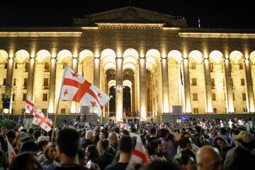 Protesty w Tbilisi, stolicy Gruzji, przeciwko tzw. ustawie o zagranicznych agentach